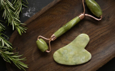 Roller et Gua Sha, mes outils beauté naturelle en Jade